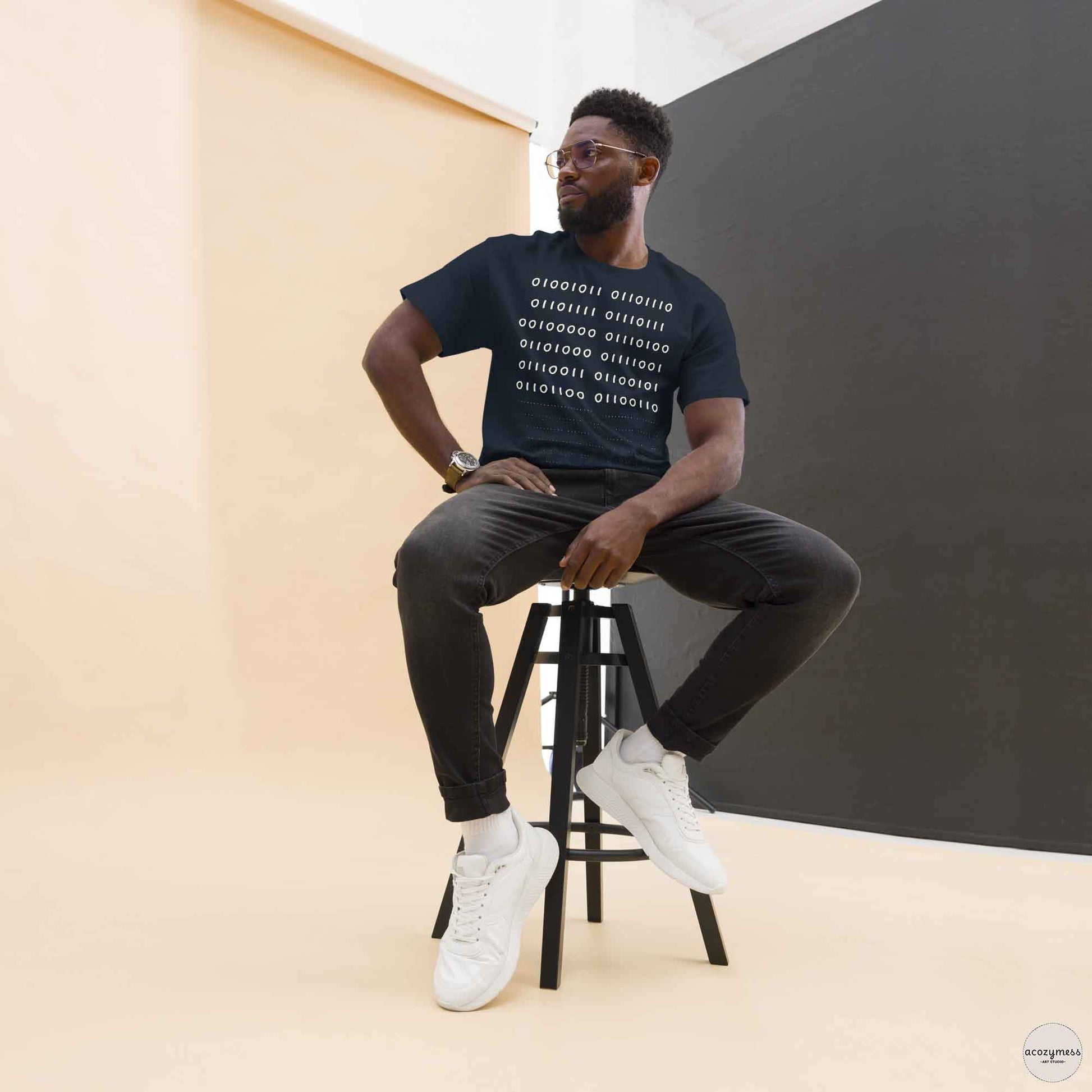 Binary code - know thself tshirt in navy color