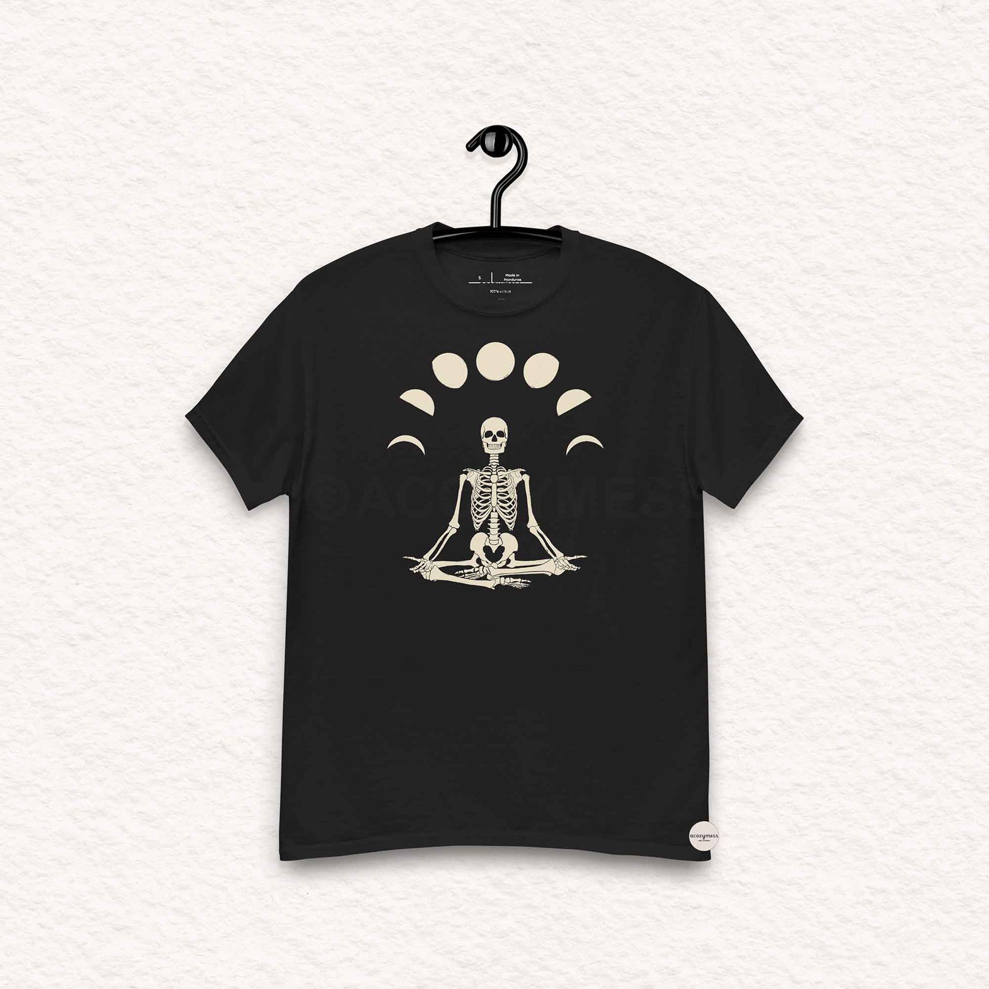 Black t-shirt with a skeleton art
