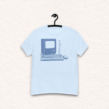 retro computer tech tee blue on light blue  Tshirt